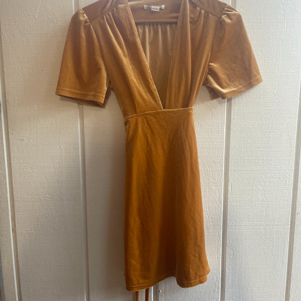 LUSH FOR LIFE GOLDEN YELLOW VELVET WRAP DRESS - Picture 4 of 4